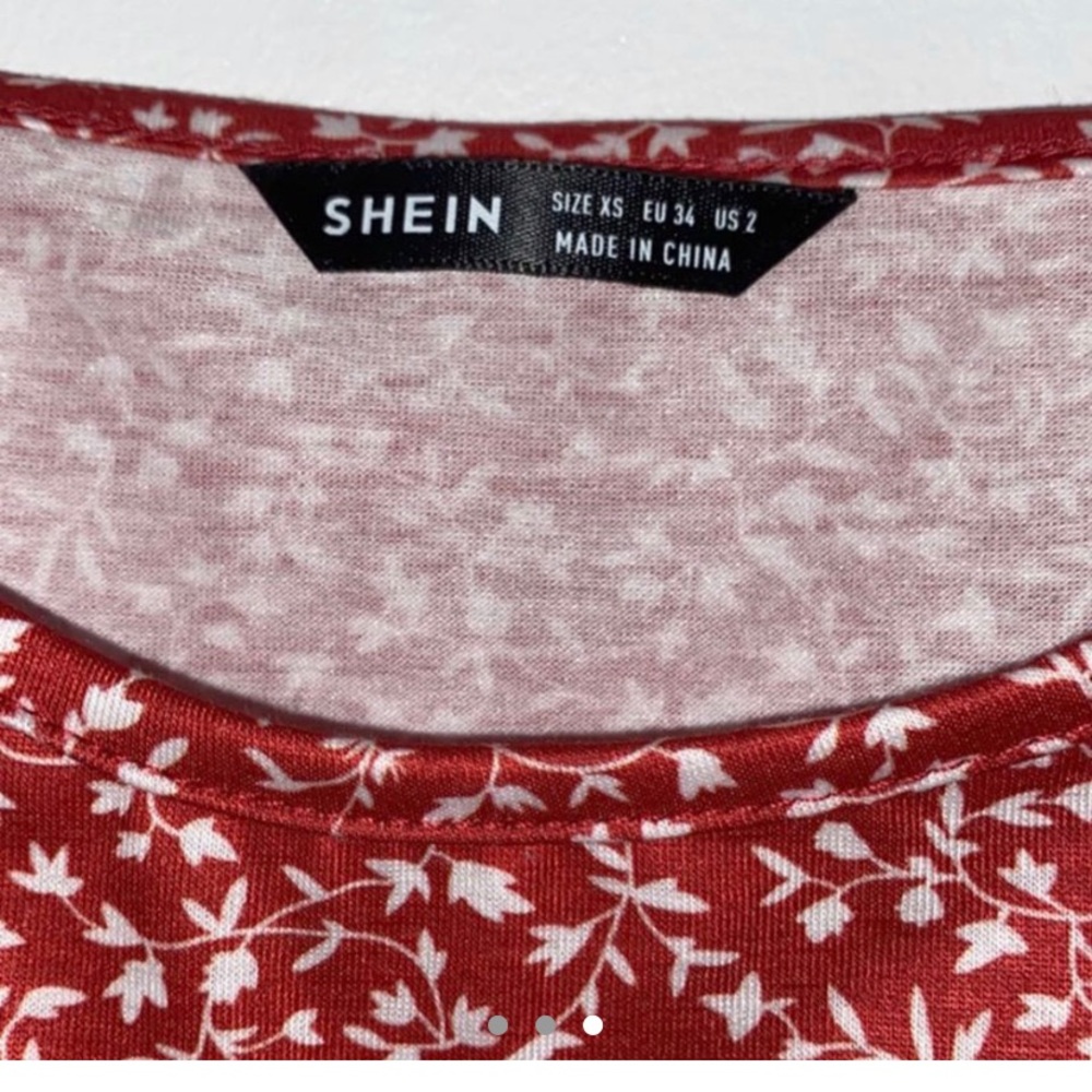 SHEIN Red Floral Tank Top